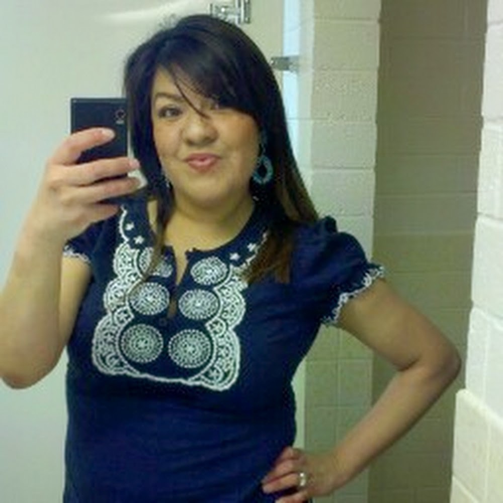Meet your Posher, Yolanda